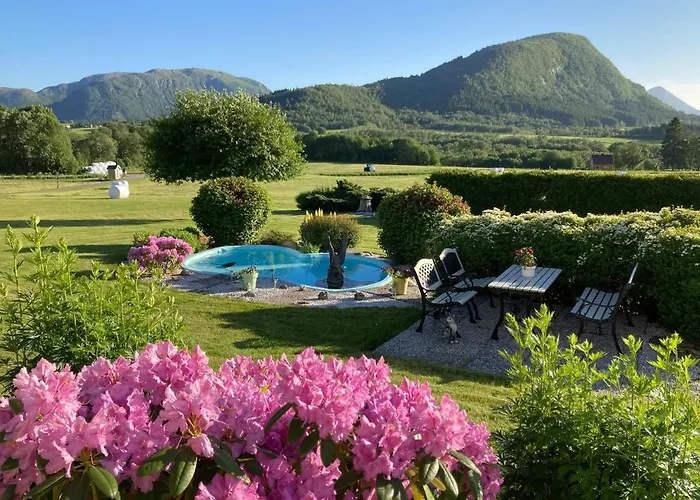 Casa de hóspedes Rodseth Gardsovernatting Familierom Molde